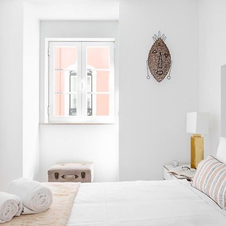 Joivy Principe Real 2Br Apt With Terrace Nearby Botanical Garden Of Лиссабон Экстерьер фото