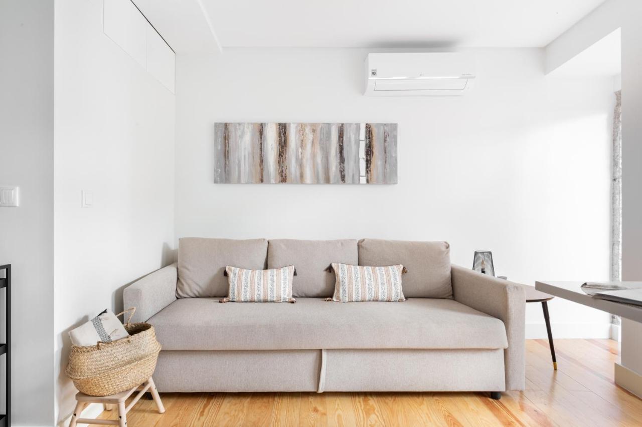 Joivy Principe Real 2Br Apt With Terrace Nearby Botanical Garden Of Лиссабон Экстерьер фото